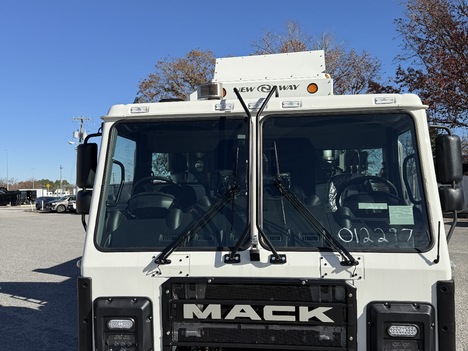 NEW 2026 MACK LR64 GARBAGE TRUCK #$vid