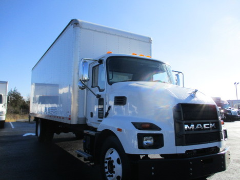 USED 2022 MACK MD6 BOX VAN TRUCK #$vid
