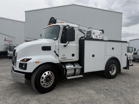 2024 MACK MD6 Service - Utility Truck #1817 2024 MACK MD6 Service - Utility Truck #1817