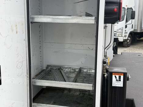 USED 2023 MACK MD6 SERVICE - UTILITY TRUCK #$vid