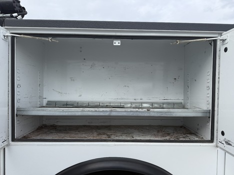 USED 2023 MACK MD6 SERVICE - UTILITY TRUCK #$vid