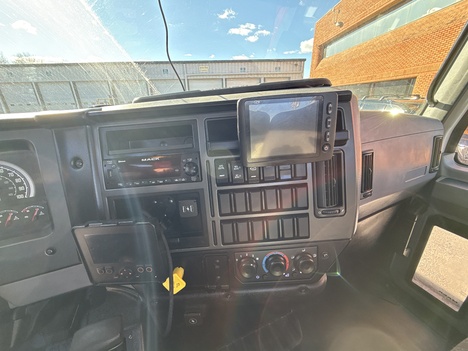 USED 2023 MACK MD6 SERVICE - UTILITY TRUCK #$vid