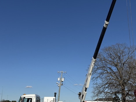 USED 2023 MACK MD6 SERVICE - UTILITY TRUCK #$vid