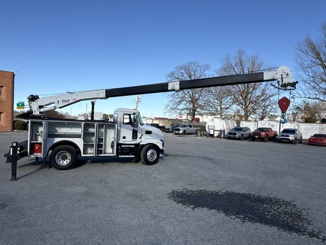 USED 2023 MACK MD6 SERVICE - UTILITY TRUCK #$vid