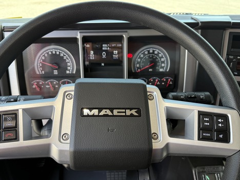 NEW 2027 MACK MD7 DUMP TRUCK #$vid