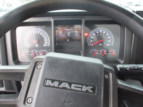 USED 2022 MACK MD6 BOX VAN TRUCK #$vid
