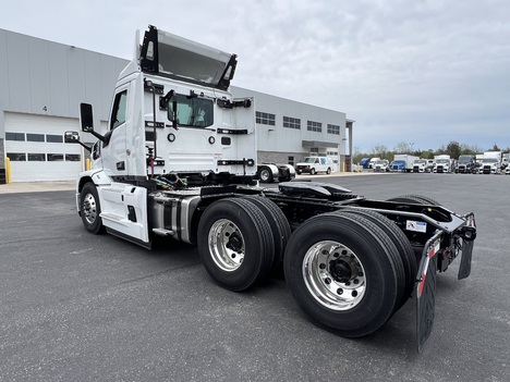 NEW 2027 MACK PIONEER DAYCAB TRUCK #$vid