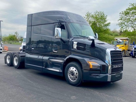 NEW 2027 MACK PIONEER 76 SLEEPER TRUCK #$vid