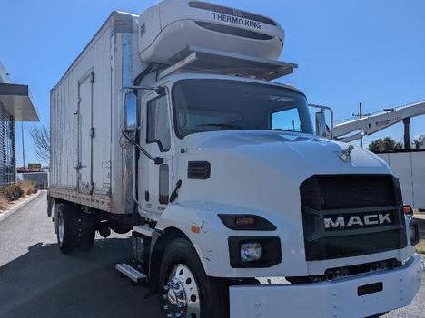 USED 2021 MACK MD6 REEFER TRUCK #$vid