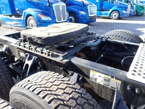 USED 2021 KENWORTH T680 TANDEM AXLE SLEEPER TRUCK #$vid