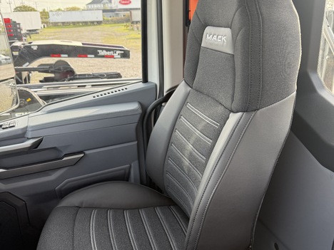 NEW 2027 MACK ANTHEM DAYCAB TRUCK #$vid