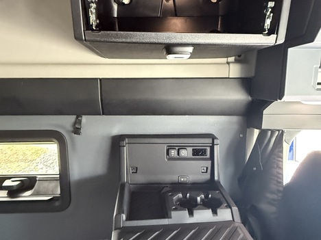 NEW 2027 MACK PIONEER 64T SLEEPER TANDEM AXLE SLEEPER TRUCK #$vid