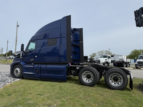 NEW 2027 MACK PIONEER 64T SLEEPER TANDEM AXLE SLEEPER TRUCK #$vid