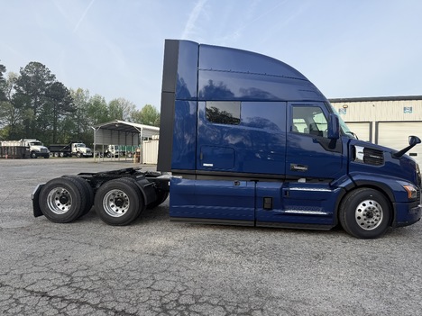 NEW 2027 MACK PIONEER 64T SLEEPER TANDEM AXLE SLEEPER TRUCK #$vid