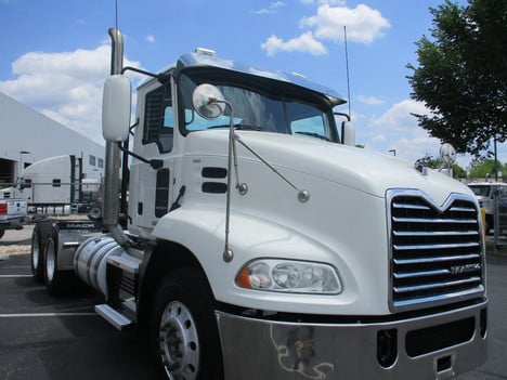 USED 2018 MACK CXU613 DAYCAB TRUCK #$vid