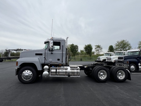 NEW 2026 MACK PINNACLE PI64T DAYCAB TRUCK #$vid