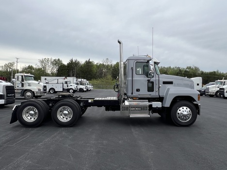 NEW 2026 MACK PINNACLE PI64T DAYCAB TRUCK #$vid