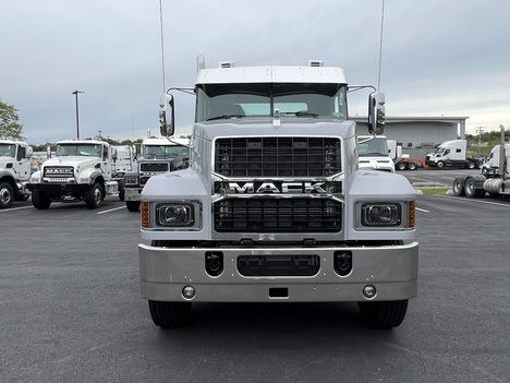 NEW 2026 MACK PINNACLE PI64T DAYCAB TRUCK #$vid