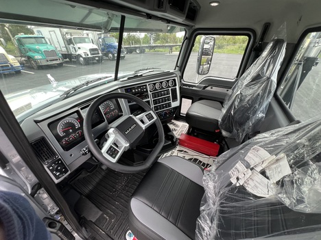 NEW 2026 MACK PINNACLE PI64T DAYCAB TRUCK #$vid