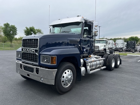NEW 2026 MACK PINNACLE PI64T DAYCAB TRUCK #$vid