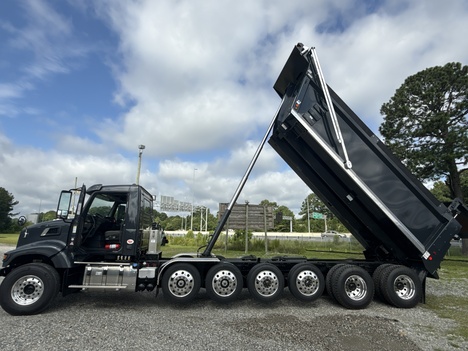 NEW 2027 VOLVO VHD104F DUMP TRUCK #$vid