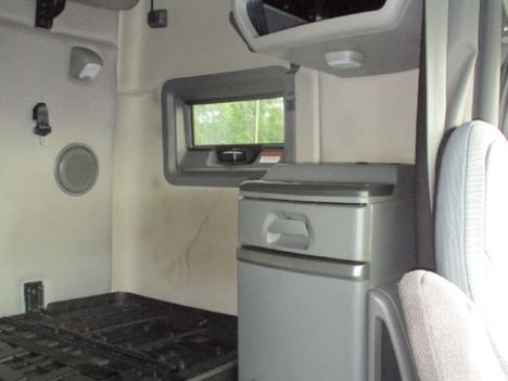 USED 2020 VOLVO VNL64T760 SLEEPER TRUCK #$vid