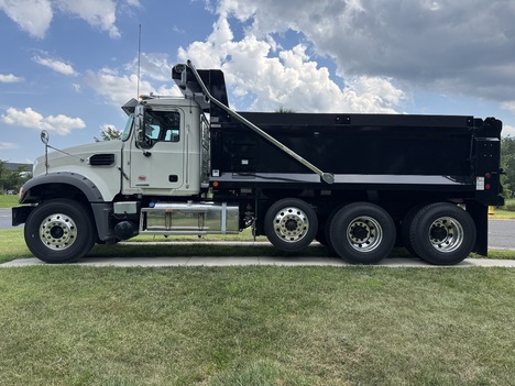 NEW 2027 MACK GRANITE GR84F TRI-AXLE STEEL DUMP TRUCK #$vid