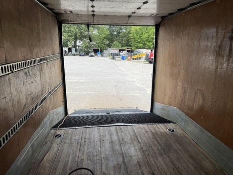 USED 2018 ISUZU NPR HD GAS LANDSCAPE TRUCK #$vid