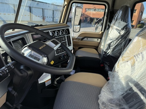 NEW 2027 MACK GR104F DUMP TRUCK #$vid