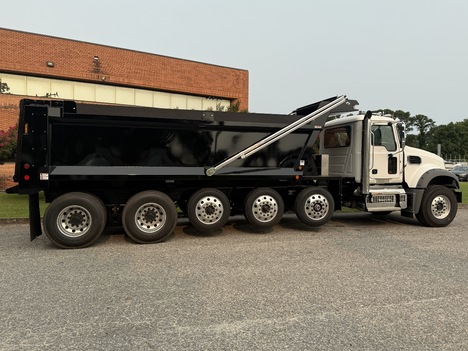 NEW 2027 MACK GR104F DUMP TRUCK #$vid