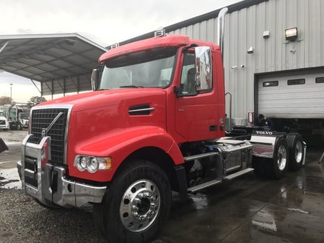 NEW 2027 VOLVO VHD64FT DAYCAB TRUCK #$vid