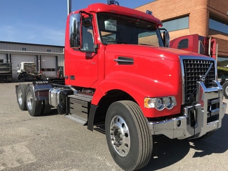 NEW 2027 VOLVO VHD64FT DAYCAB TRUCK #$vid