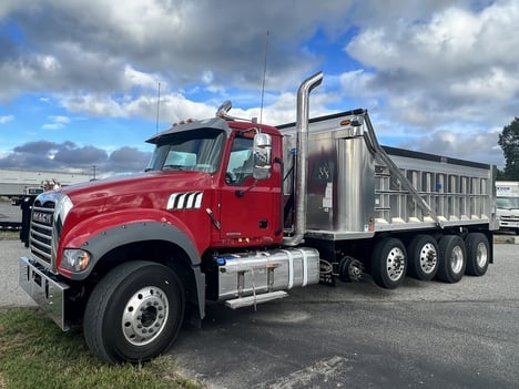 NEW 2027 MACK GR104F DUMP TRUCK #1926-1 NEW 2027 MACK GR104F DUMP TRUCK #1926-1