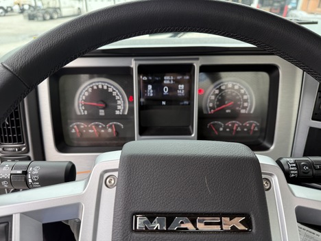 NEW 2027 MACK GR104F DUMP TRUCK #$vid