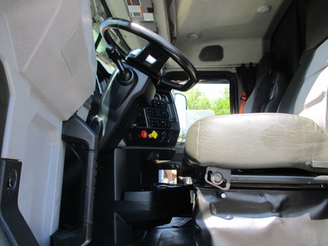 USED 2022 MACK PI64T TANDEM AXLE SLEEPER TRUCK #$vid