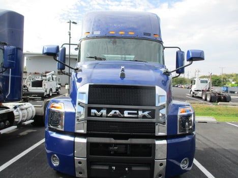 USED 2020 MACK AN42T SINGLE AXLE DAYCAB TRUCK #$vid