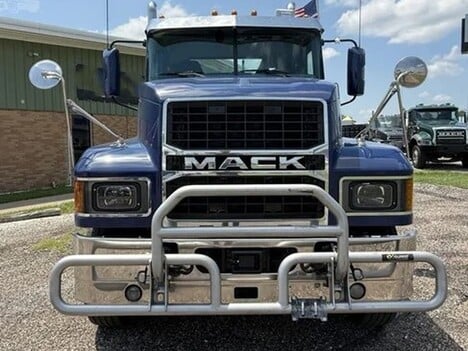 USED 2024 MACK PI64T TANDEM AXLE DAYCAB TRUCK #$vid