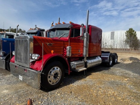 1985 PETERBILT 359 Tandem Axle Sleeper