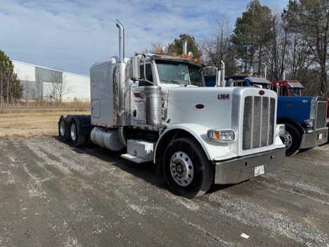 2014 PETERBILT 388 Tandem Axle Sleeper