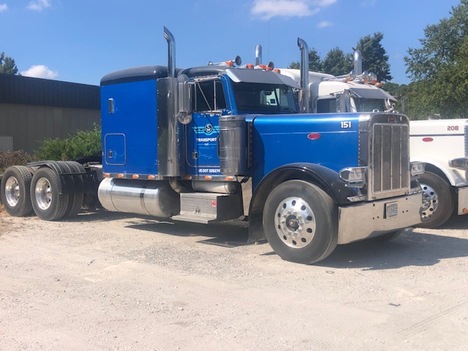 2001 PETERBILT 379 Tandem Axle Sleeper