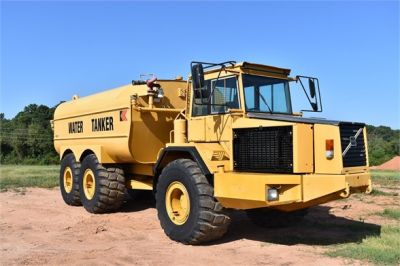 USED 1999 VOLVO A30C WATER TRUCK #1887-11