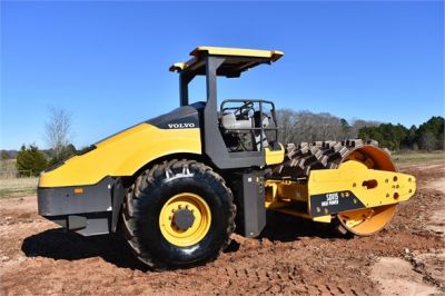 USED 2014 VOLVO SD115 COMPACTOR EQUIPMENT #2520-12