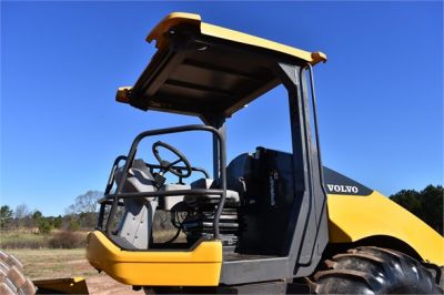 USED 2014 VOLVO SD115 COMPACTOR EQUIPMENT #2520-24