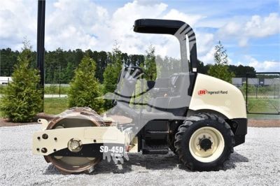 USED 2004 INGERSOLL-RAND SD45F COMPACTOR EQUIPMENT #2969-8