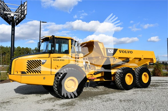 USED 2005 VOLVO A25D OFF HIGHWAY TRUCK EQUIPMENT #3132