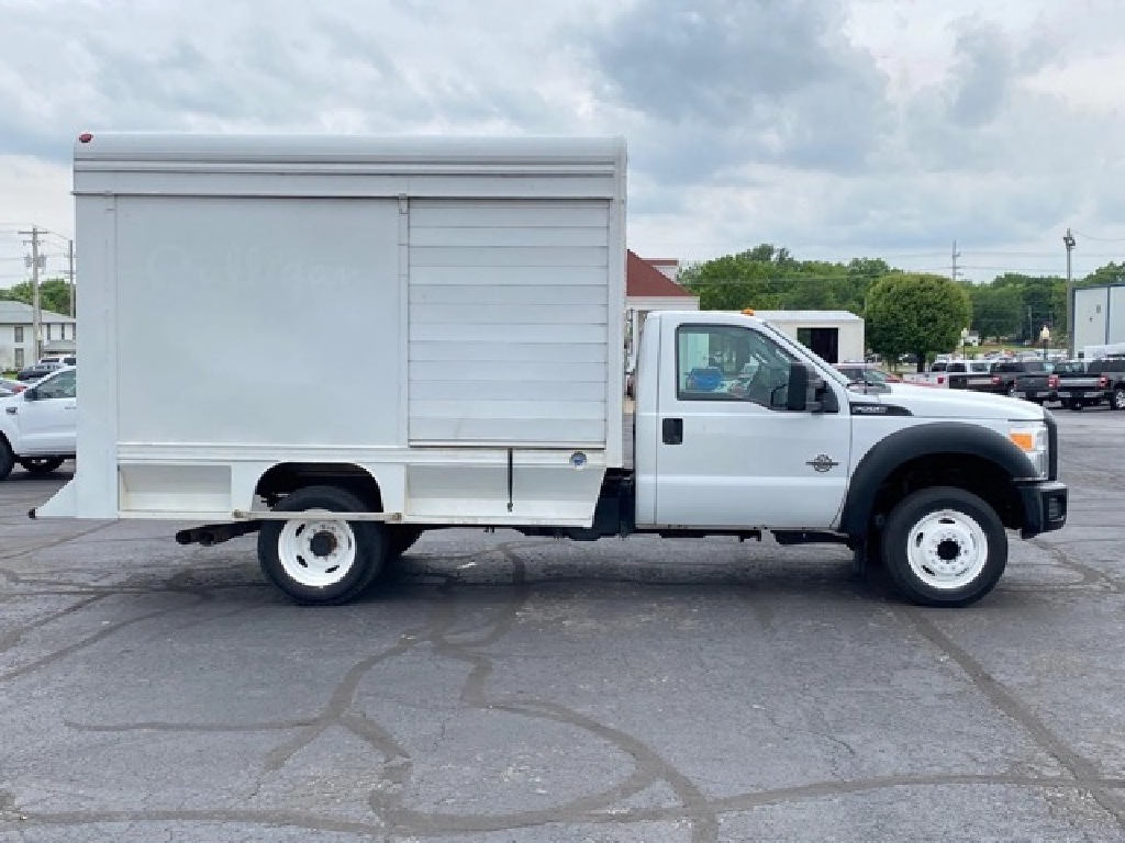 USED 2013 FORD 4 BAY BEVERAGE TRUCK #2743