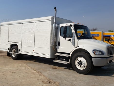 2026 FREIGHTLINER 8 BAY Beverage Truck #2798