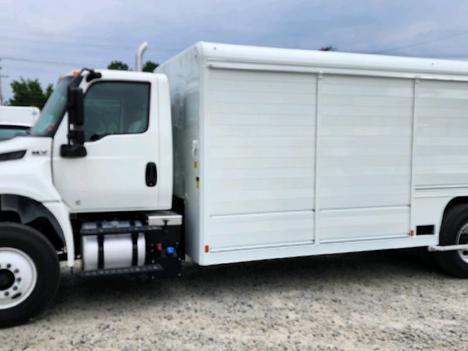 2027 INTERNATIONAL 8 BAY Beverage Truck #2811