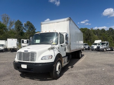 2021 FREIGHTLINER 26' Box Van Truck #2821 2021 FREIGHTLINER 26' Box Van Truck #2821