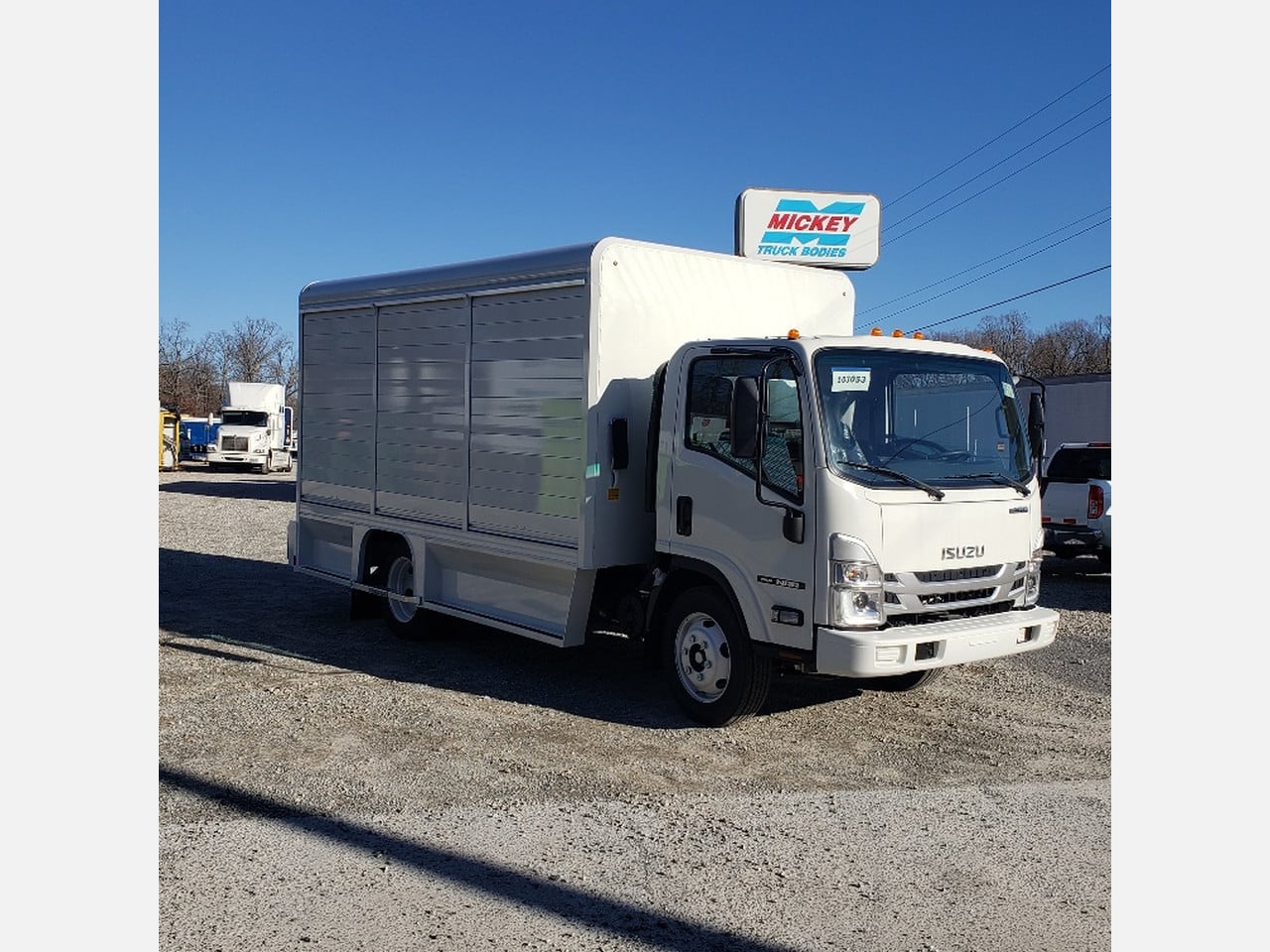NEW 2027 ISUZU 6 BAY BEVERAGE TRUCK #2826 NEW 2027 ISUZU 6 BAY BEVERAGE TRUCK #2826